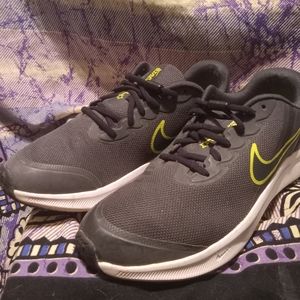 Nike stars Size 5.5y